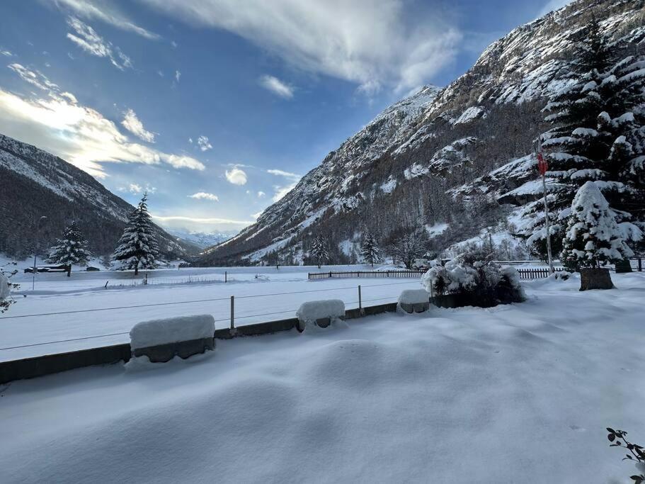 Breathtaking View Apartment Near Zermatt With Parking 塔什 外观 照片